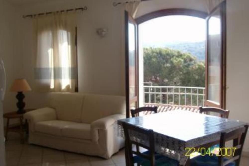 Appartamento Azzurro Con Balcone E Panorama Sul Paese 圣特雷莎加卢拉 外观 照片