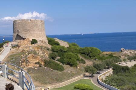Appartamento Azzurro Con Balcone E Panorama Sul Paese 圣特雷莎加卢拉 外观 照片